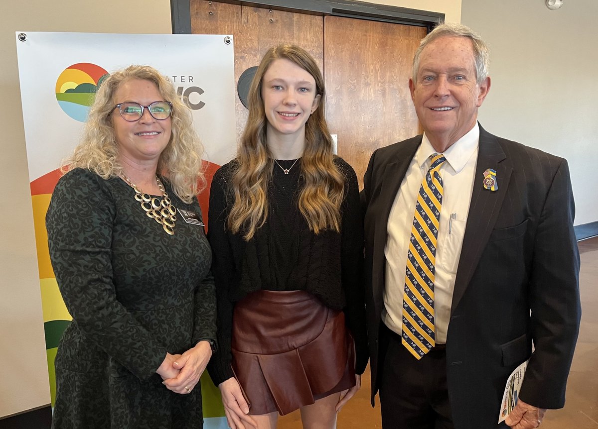 Thank you <a href="/CWCChamber/">Cayce West Columbia Chamber</a> for recognizing <a href="/annereamer/">Anne Reamer, NBCT</a>
<a href="/L2IC_CATE/">L2IC</a> and Riley Moore <a href="/BCHSBearcats/">Brookland-Cayce High</a> as Educator and Student of the Quarter. Great seeing our business partners and elected leaders <a href="/RepJoeWilson/">Joe Wilson</a> <a href="/MicahCaskey/">Micah Caskey 🇺🇸</a> <a href="/NikkiSetzler/">Nikki Setzler</a> this morning! <a href="/CityofCayce/">City of Cayce</a> <a href="/WestColumbiaSC/">City of West Cola</a> #WeAreLex2