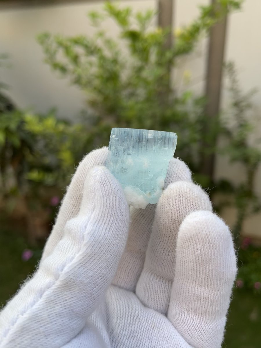 imaginarygems's tweet photo. Mineral: 
Aquamarine Crystal

Locality:
Skardu Area , Gilgit-Baltistan

Color:
blue dark termination

#aquamarine #aquamarinebeads #aquamarinebracelet
#aquamarinecrystal #aquamarinecrystals
#aquamarinegems #aquamarinejewellery https://t.co/rmoCmSZyza