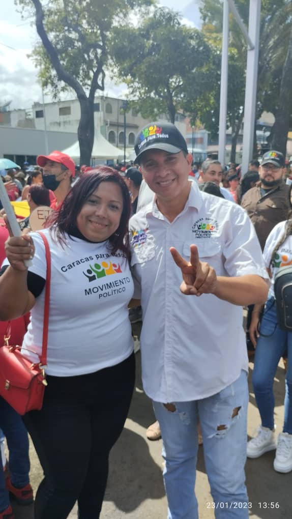 Caracasparatod2's tweet photo. El Partido @Caracasparatod2, con el liderazgo del Camarada Jhon Lima, apoyamos al Presidente @NicolasMaduro, conductor de Victorias, de no asistir a la Cumbre de la Celac a la República Argentina #ElBloqueoMataSalario, Chávez Vive la Patria sigue https://t.co/WztdoIloZ6