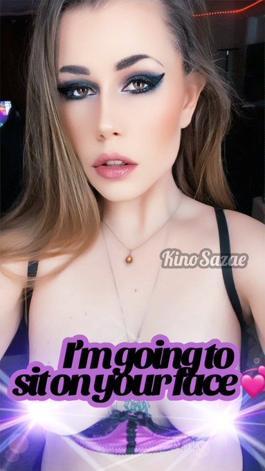 Open wide 👅 #facesitting https://t.co/U9TjBU7dhE<a href="/tag/facesitting"class="tags">#facesitting</a>