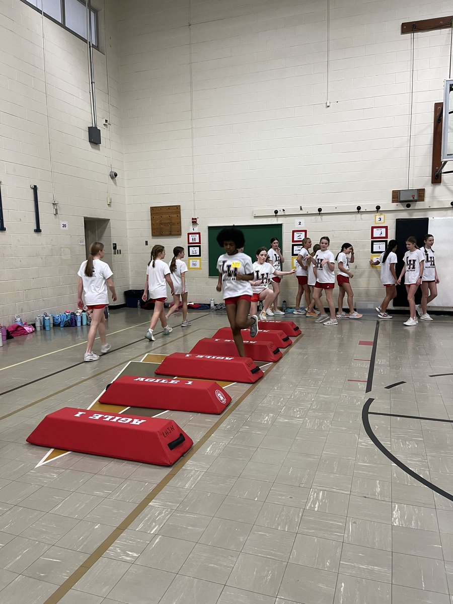 ms. sopher 👩🏽‍🔬 tweet media