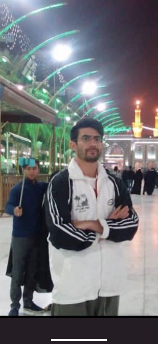 darushmemar's tweet photo. این فرد مربی متجاوز تیم فوتبال نونهالان نمازگزاران مشهد است. فردی از نزدیکان علم الهدی که در جریان سرکوب مردم هم نقش پر رنگ داشته است. حالا با وجود همه اسناد و شواهد حامیان علم الهدی بسیج شده اند موضوع را لاپوشانی کنند. صدای خانواده کودکان مظلوم مشهدی باشید.
#مهسا_امینی https://t.co/R77ACBxiIo