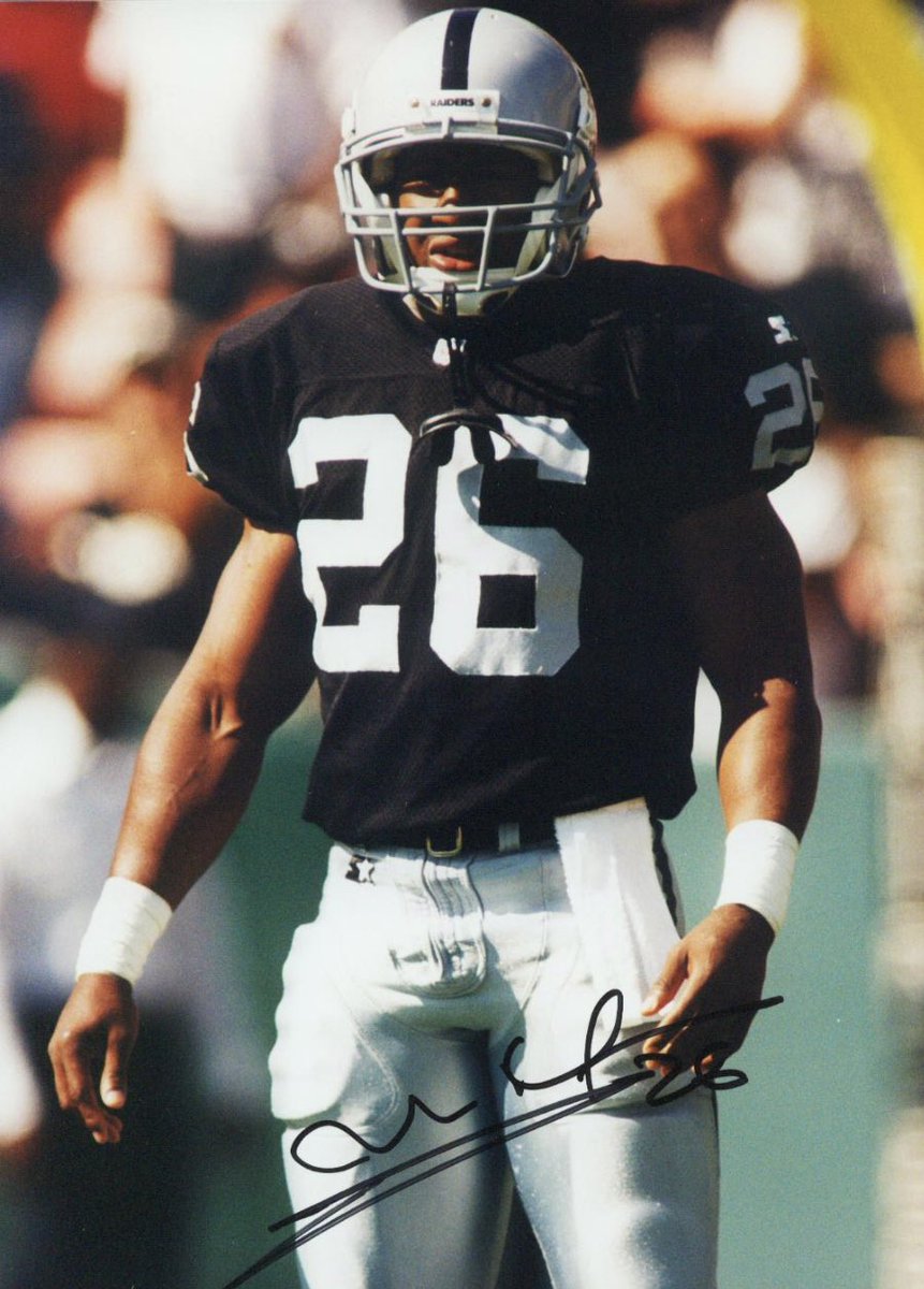 srabon's tweet photo. @TheRaiderRamble @LataviusM Napoleon Kaufman https://t.co/rW3Hxd8A3K