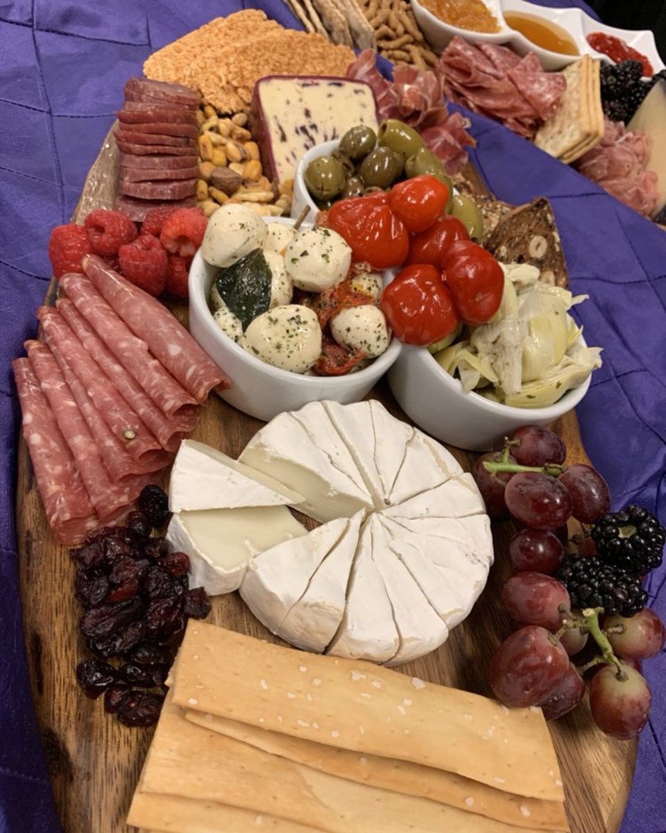 rxdcmetro's tweet photo. No matter the occasion, at Rx Catering, you'll get great food at affordable prices delivered right to your door for an event sure to please. #RXCateringDC #CateringLife #PartyFood #PartyFoods #DCFoodie #VAFoodie #Catering #LetUsCaterYourNextEvent  #BlackOwened #WomanOwnedBusiness https://t.co/ezSIlELHB7
