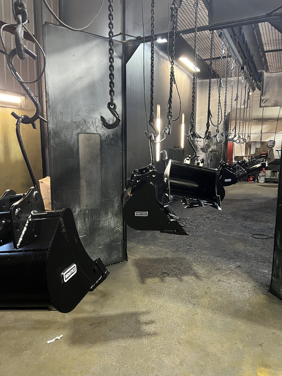 WhitesBuckets's tweet photo. Turn key Manufacturing from start to finish - not many can say this ! #whitesdifference #ukbuilt #manufacturing #cutting #forming #fabrication #welding #painting #notimporting https://t.co/5F9MeHxlVy