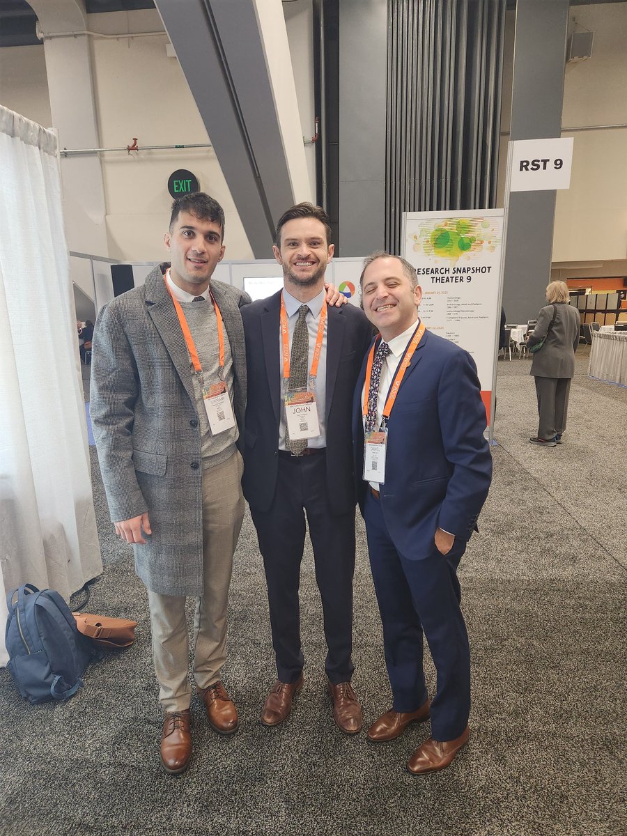 DanielJafari's tweet photo. Finishing up a phenomenal #SCCM2023 conference, from @Northwell_EM residents presenting our work to catching up with @PennTrauma family to meeting with phenomenal industry like @Flosonics . Major thanks to @SCCM @SCCM_EM @BenjaminAbella @GomerFoamER @nielsmd https://t.co/RJU2VNipZN