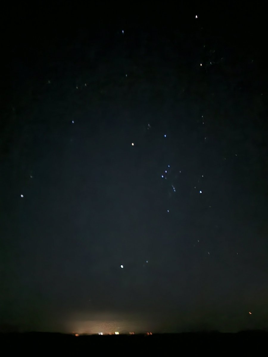 grantr7066's tweet photo. If you have a busy, hectic life, take a ride out at night. Nothing but the beam of light to focus on and a veil of darkness to limit your thoughts; Very refreshing....especially -4c!
#mind #ballers #cheatingelectricmtb #mountainside #Trek #Lighthouse #MentalHealthMatters https://t.co/u30HALdGh1