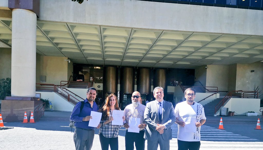 Los <a href="/EmblematicosUni/">Emblemáticos Unidos 🇨🇱</a> agradecemos al Diputado <a href="/mauricio_ojedar/">Diputado Mauricio Ojeda</a> por presentar el Proyecto de Ley que deroga el injusto Sistema De Admisión Escolar SAE
Y también a diputados firmantes
<a href="/BarchiesiDip/">Diputada Chiara Barchiesi 🇨🇱</a>
<a href="/SchubertRubio/">Stephan Schubert Diputado 👍🇨🇱</a>
<a href="/Tono_Coloma/">Coloma Diputado</a>
<a href="/MiguelCalisto/">Miguel Angel Calisto</a>
<a href="/mperezdiputada/">Marlene Pérez Diputada</a>
<a href="/JorgeGuzmanZ/">Diputado Jorge Guzmán Zepeda</a>
#NoMasSAE