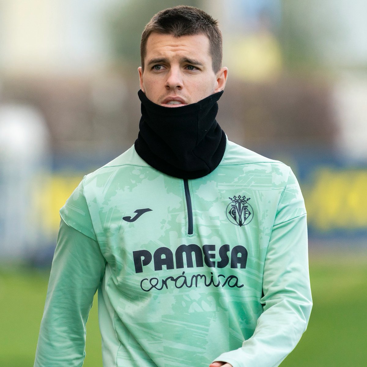 VillarrealCF's tweet photo. ¡Qué ganas tenemos de volver a verte sobre el verde, @LoCelsoGiovani 💛! https://t.co/lgKsb3I9IB