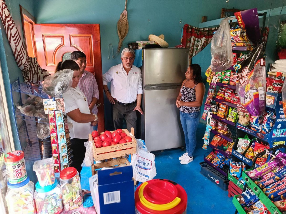VerSEDESOL's tweet photo. 📰 #VeracruzMeInforma:

Visitamos los municipios de #Coetzala y #Tezonapa para dar seguimiento al programa social de “Mujeres Emprendedoras”, con los cuales mujeres veracruzanas en situación de vulnerabilidad pueden (1/2) https://t.co/2D6GTe2Svf