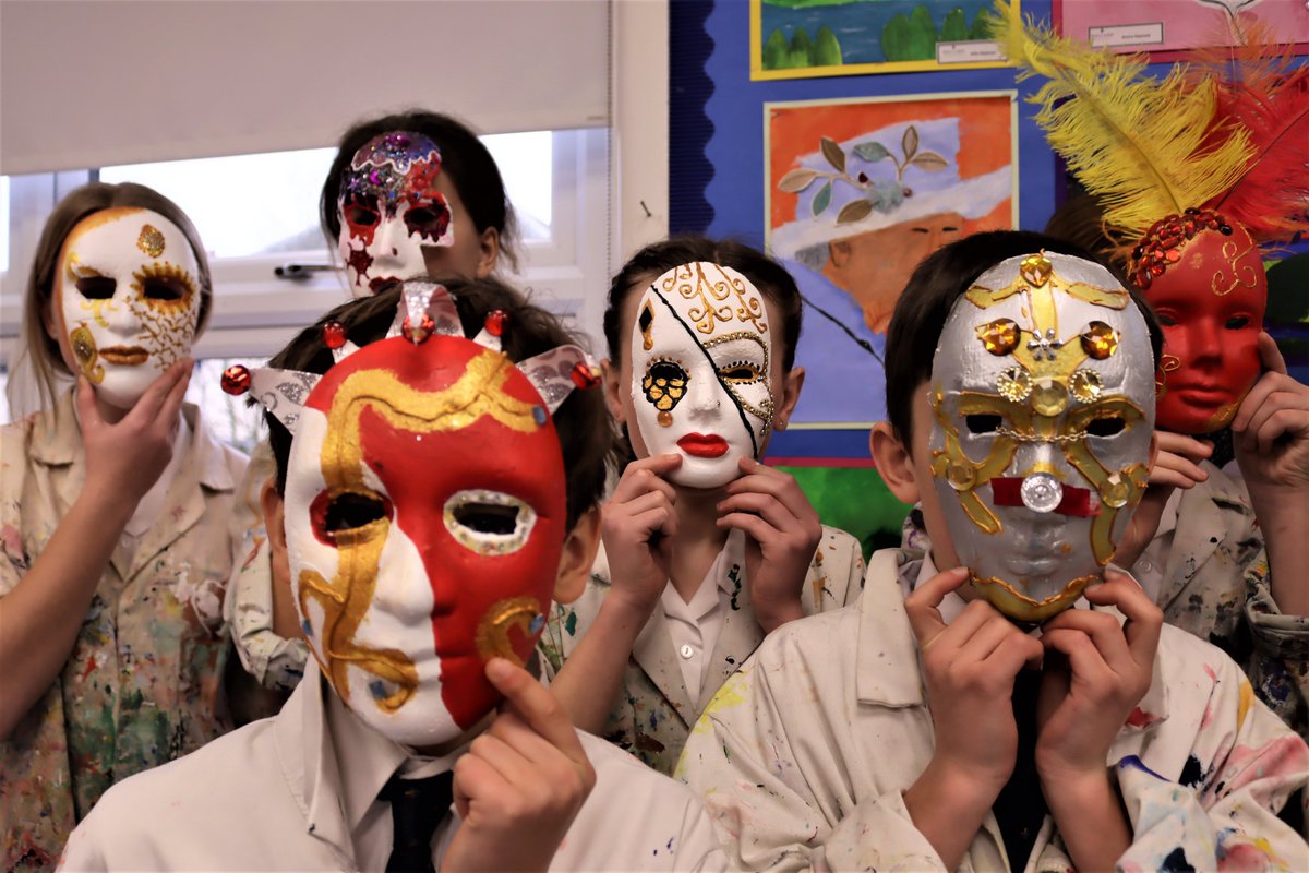 BallardSchool's tweet image. Upper Prep Art have created these incredible venetian masks as part of their current module. We think they are very impressive, albeit quite scary... 

#BallardArts #Art #VenetianMask #Venetian #Colour #MadeAtBallard #Prep