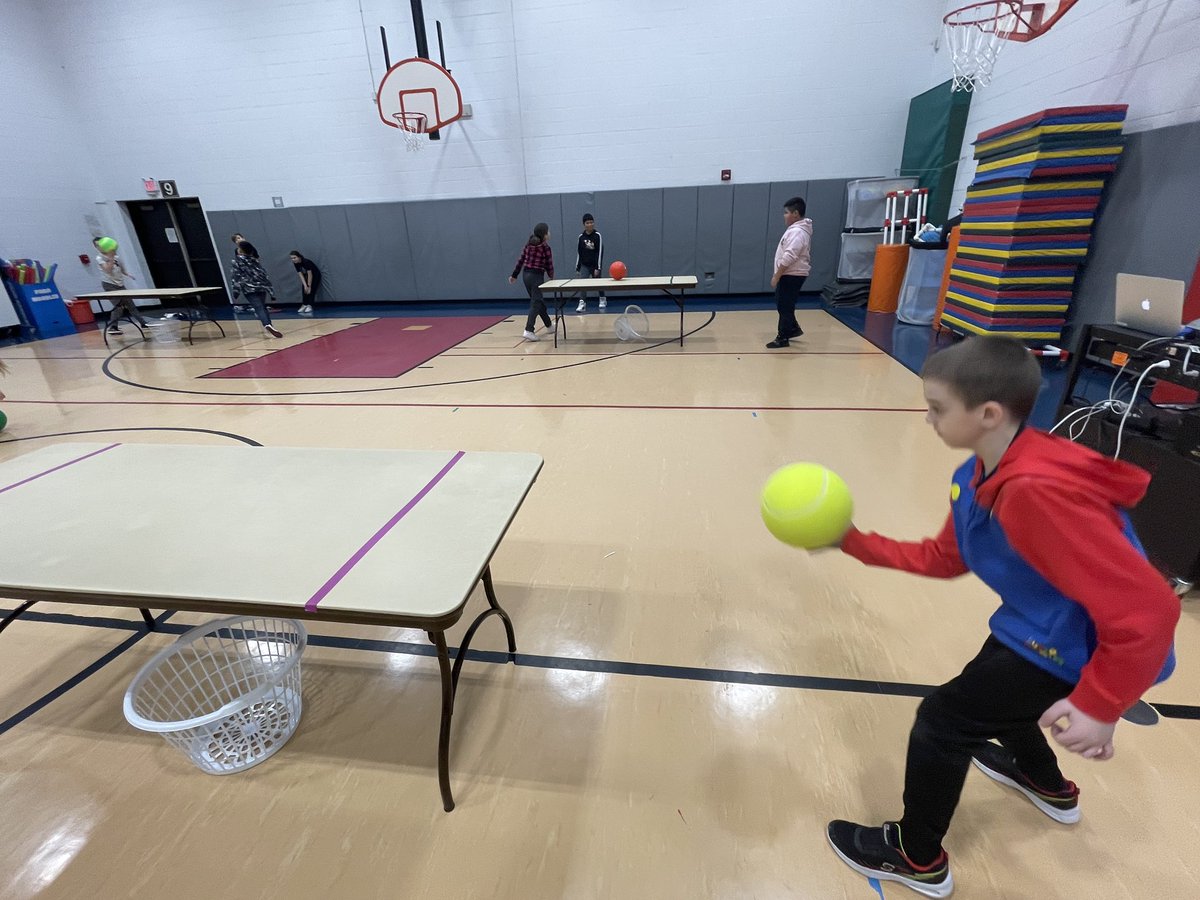 BoPhillips10's tweet photo. Tableball action today @D59SaltCreek #physed #tablegames #tableball #striking #weareone #D59PE #TogetherWeCan @juliebotkin @CoachNowlan https://t.co/R0AFQB3MVF