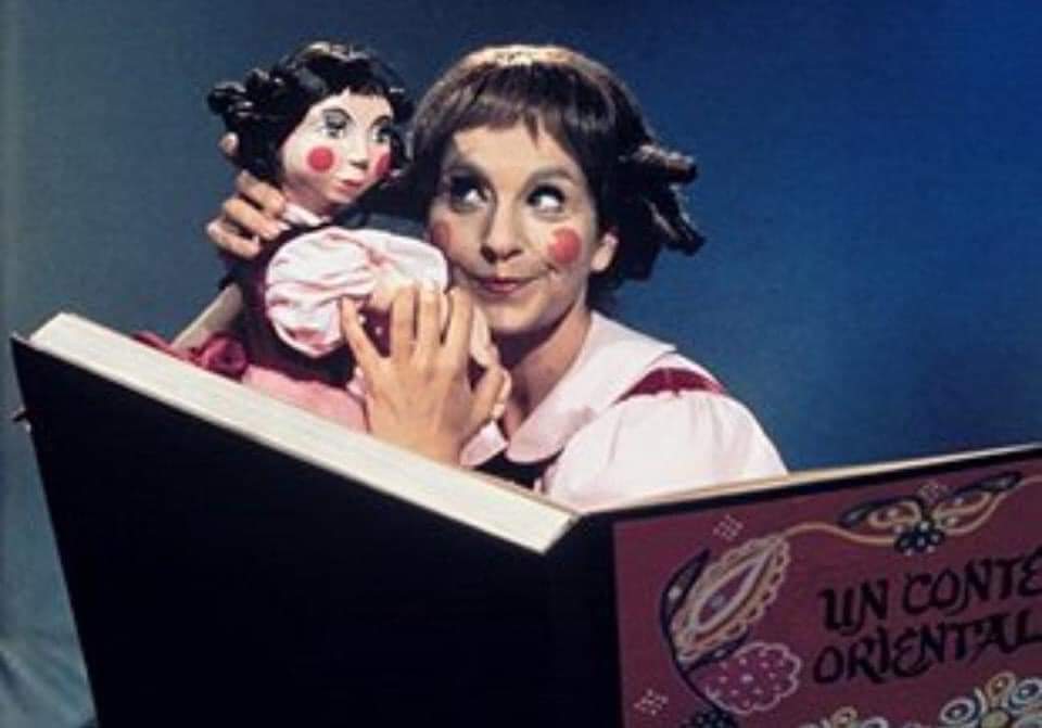 JetteCarole's tweet photo. Cette merveilleuse actrice qui nous a fait tellement rêver aura 100 ans cette semaine Merci 💜🩵❤💛 https://t.co/31CnoEhbRt
