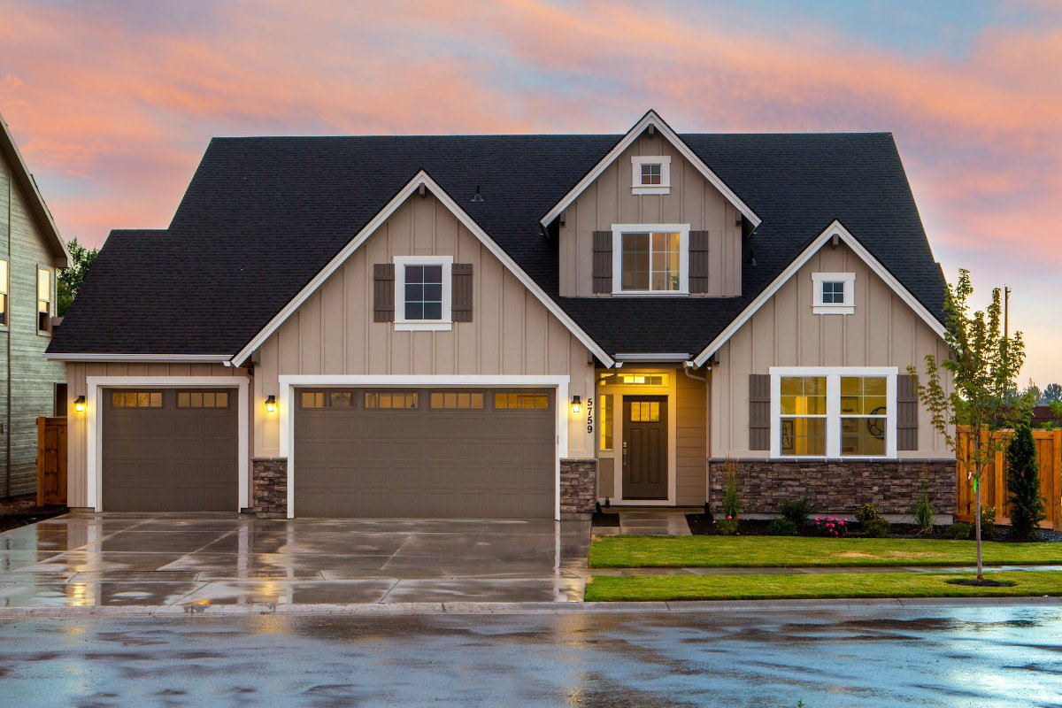 PanelworksPlus's tweet photo. Structural insulated panels are better for the environment, meaning your home will be green and energy efficient for many years to come. https://t.co/tLeV5pkSlU