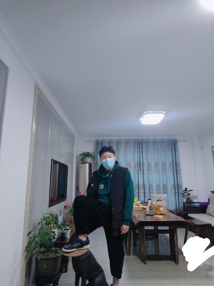 hmx0614's tweet photo. 至于其它，顺其自然吧
有则锦上添花，无则依旧风华 https://t.co/hWotVUSZev
