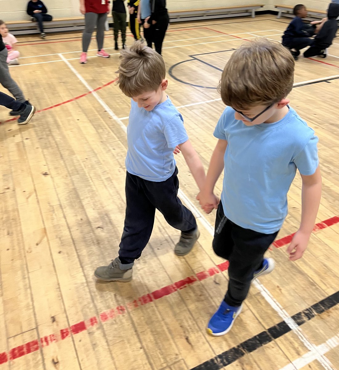 Today we teamed up with P2C to have a go at some Scottish dancing. What fantastic dancers we have in P2 🤩