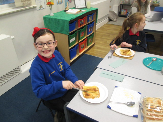 Year 3 cooking club developing their spreading and cutting skills whilst having fun making cheese and bean toasties.