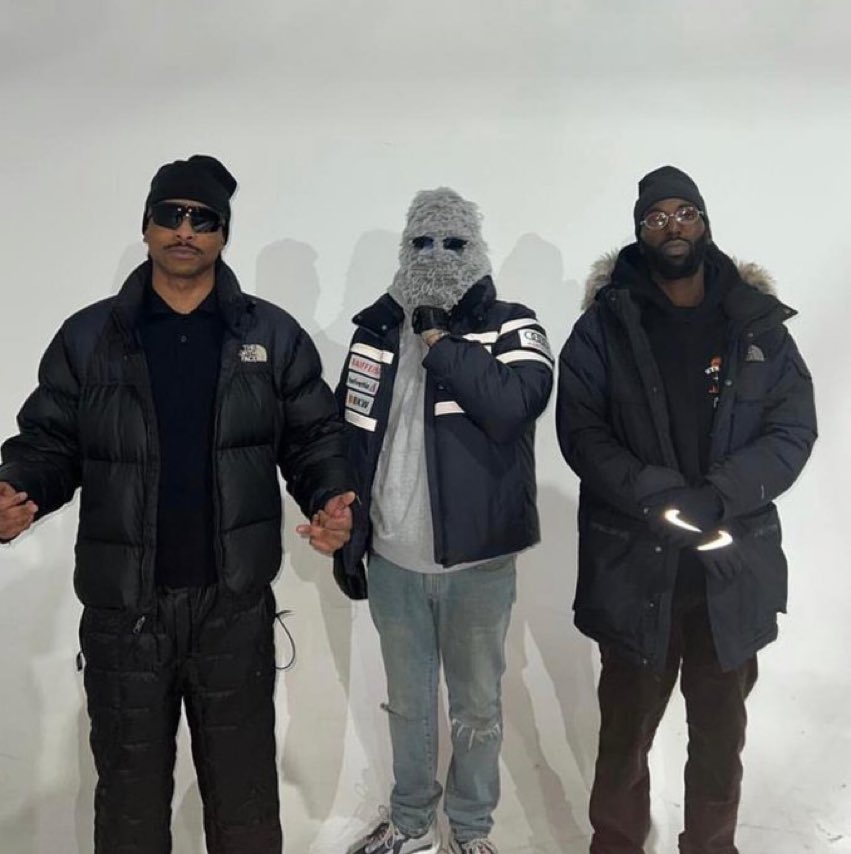 ShadesFrance's tweet photo. 🚨 LA FÈVE x KEKRA x ALPHA WANN

CLIP disponible Vendredi midi. https://t.co/pAlxKeGVES