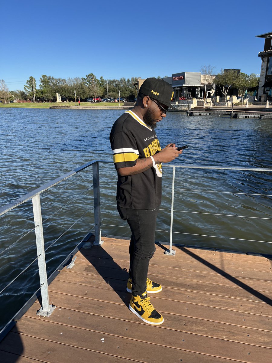 igobyfabo's tweet image. 24🥳