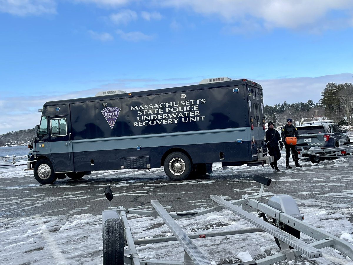 Veer Mudambi 🏳️‍🌈 on Twitter "MA State Police Underwater Recovery Unit