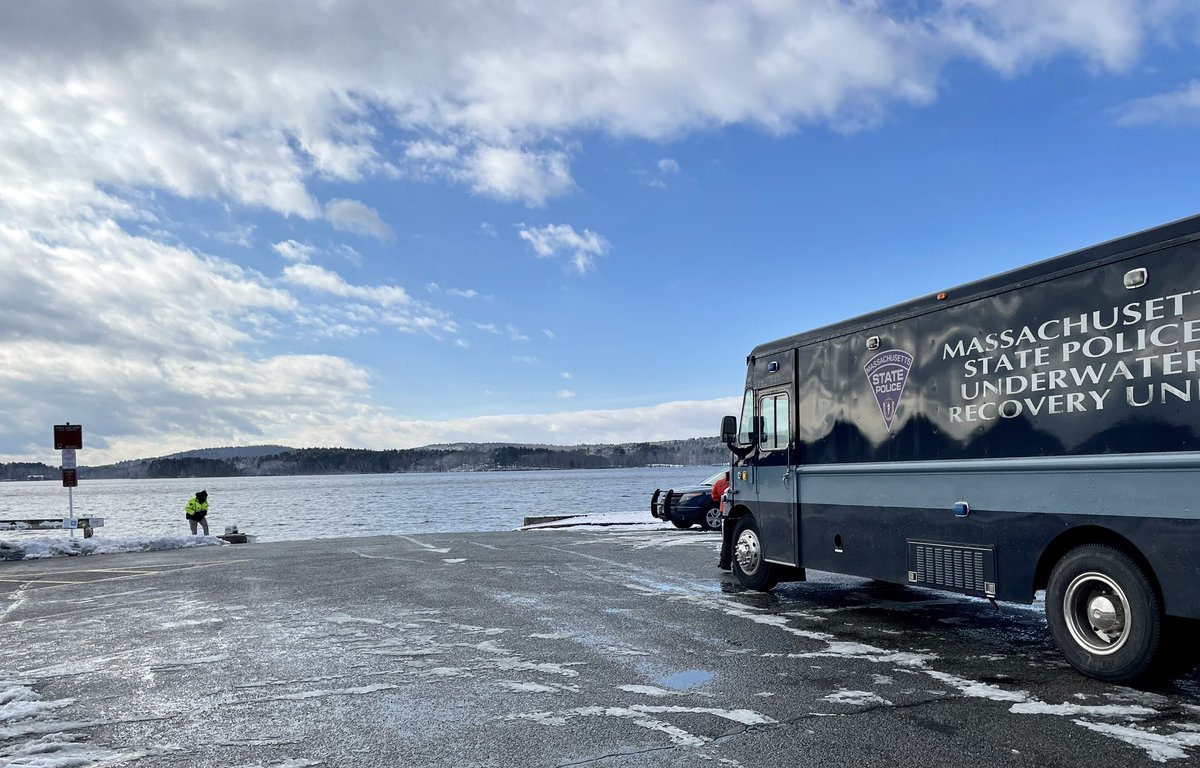 Veer Mudambi 🏳️‍🌈 on Twitter "MA State Police Underwater Recovery Unit
