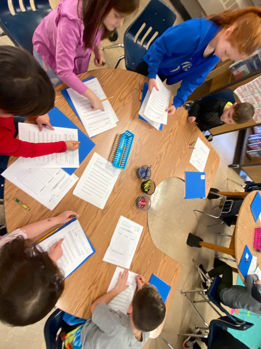HPS 1st graders working on writing persuasive papers in Tier Time! #Workhard 💙💛 <a href="/jkee10/">Jonathan Kee</a>