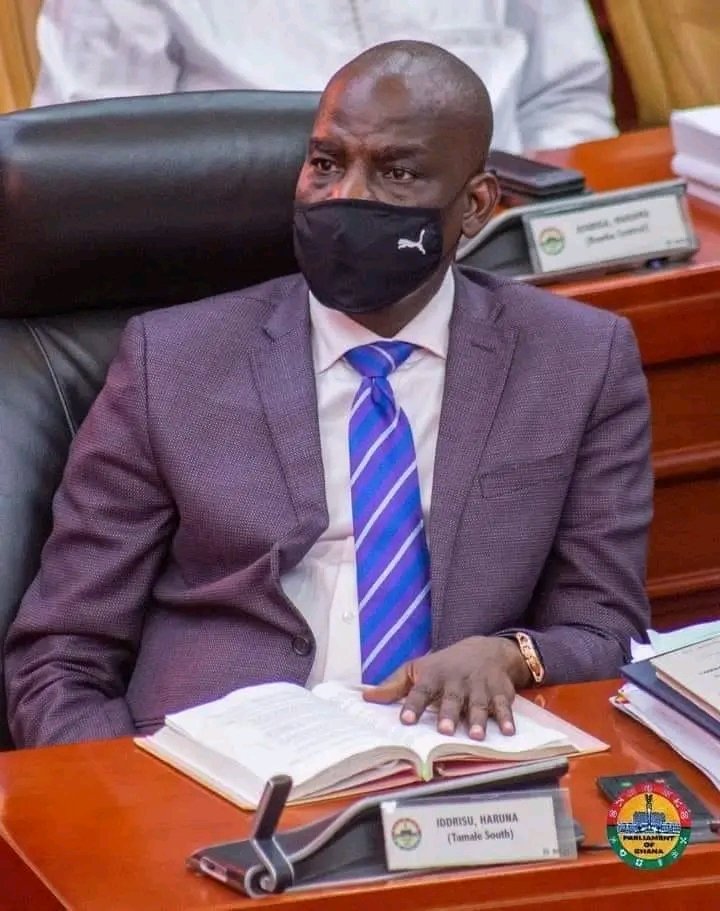 Hon Haruna Iddrisu (@honiddrisu) on Twitter photo Never let a wishbone grow where a backbone should be.
I will, and forever serve my country.
<a href="/HonIddrisu/">Hon Haruna Iddrisu</a> Never let a wishbone grow where a backbone should be.
I will, and forever serve my country.
<a href="/HonIddrisu/">Hon Haruna Iddrisu</a>