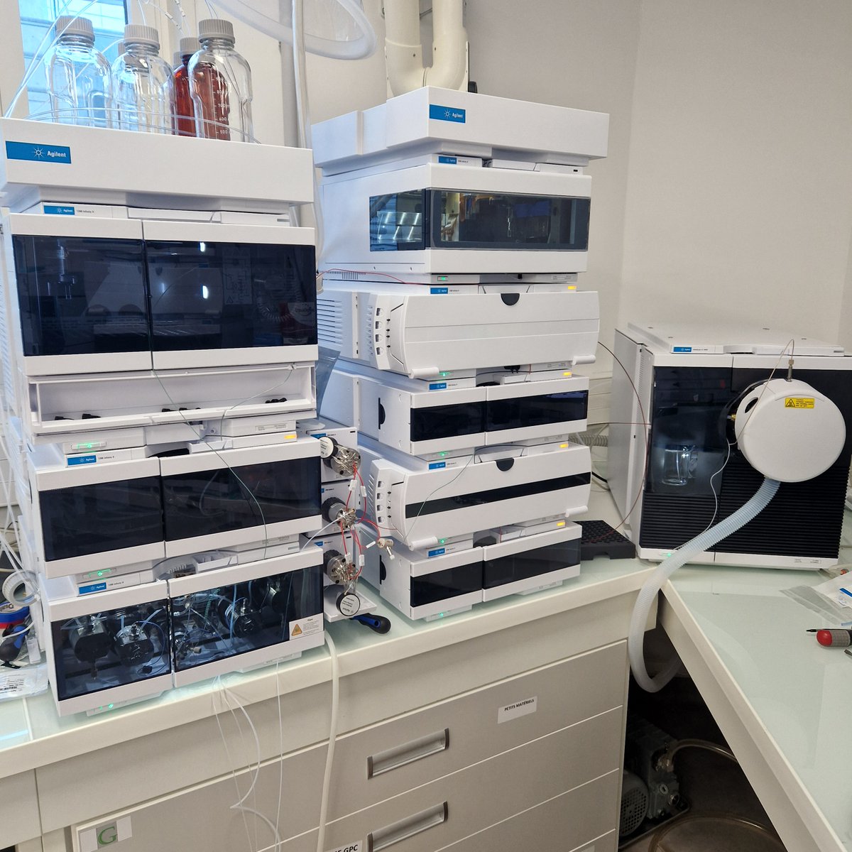 IBMM - Polymers for Health and Biomaterials (@biopolymerteam) on Twitter photo Aujourd'hui, c'est installation d'une nouvelle chaine chromato au labo <a href="/BiopolymerTeam/">IBMM - Polymers for Health and Biomaterials</a> #SynBio3, une chromatographie bidimensionnelle #LC2D #LC #polymer #chromatography <a href="/Agilent/">Agilent Technologies</a>
merci #occitanie <a href="/umontpellier/">Université de Montpellier</a> Aujourd'hui, c'est installation d'une nouvelle chaine chromato au labo <a href="/BiopolymerTeam/">IBMM - Polymers for Health and Biomaterials</a> #SynBio3, une chromatographie bidimensionnelle #LC2D #LC #polymer #chromatography <a href="/Agilent/">Agilent Technologies</a>
merci #occitanie <a href="/umontpellier/">Université de Montpellier</a>