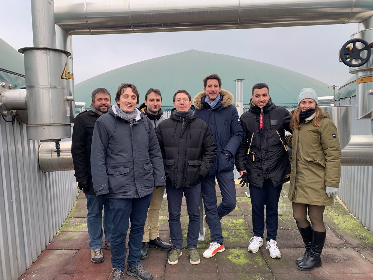 GoldbergNic's tweet image. Visite ce matin avec une équipe de @colombus sur le site de méthanisation de la ferme du lucet. Il faisait froid, mais ça valait le coup !

Merci à @GRDF et au propriétaire du site pour cette visite et les multiples explications techniques sur la production de biométhane agricole