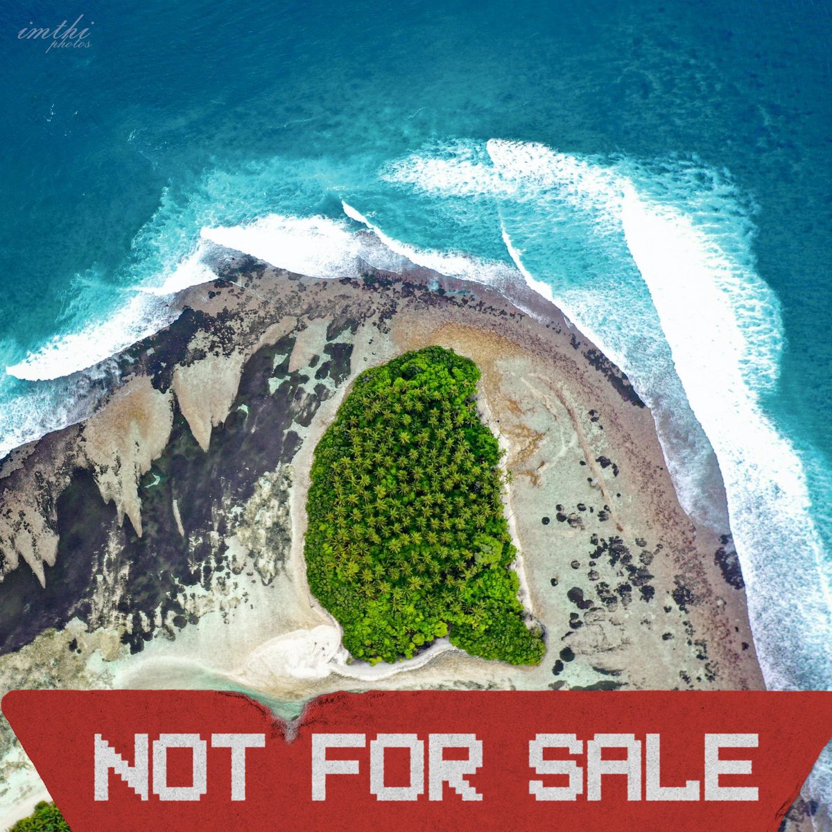 #Boahuraa is Not For Sale! <a href="/MoTmv/">Ministry of Tourism and Environment</a> <a href="/Mausoom_Maus/">Abdulla Mausoom</a> <a href="/ibusolih/">Ibrahim Mohamed Solih</a> <a href="/saveourwavesmv/">Save our Waves</a> <a href="/MSAsurfing/">Maldives Surfing Association</a> <a href="/MBBAmv/">MBBA</a>