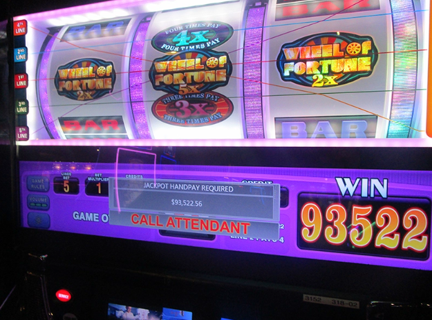 We love Wheel of Fortune Slots! &#127881; A player at @DiamondJoCasino won $93,522.26 on a $5 bet playing Wheel of Fortune Slots! Congratulations to the winner! &#127920;