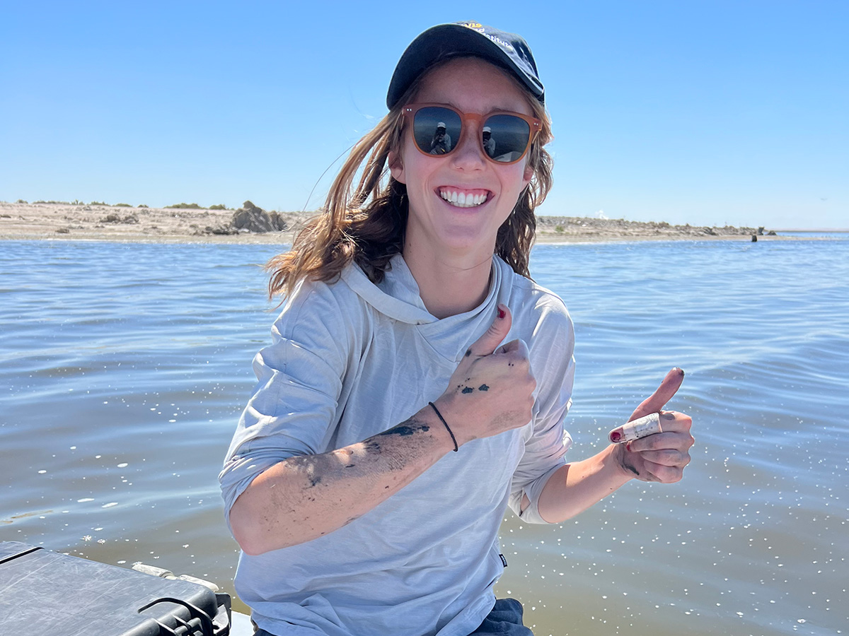 We’re so charged up! #EnergyJustice work by LIRRIC graduate student intern <a href="/megslat/">Meg Slattery</a> could help researchers have a better understanding of how inclusive research could support communities around California’s #Lithium Valley <a href="/eesalbnl/">Earth and Environmental Sciences at Berkeley Lab</a> <a href="/ucdavis/">UC Davis</a>
newscenter.lbl.gov/2023/01/24/bat…