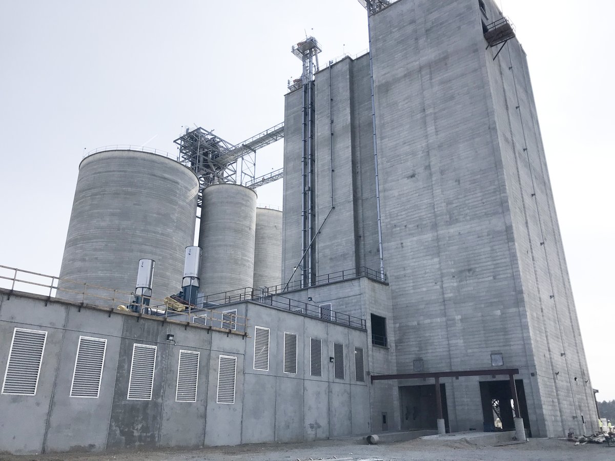 InterstatesCo's tweet image. Did you know that for over 65 years, we've been meeting our client's needs? We've fine-tuned our processes and added new solutions and industries, including feed and meat processing. Find out more on the #InterstatesBlog. bit.ly/3XIGVDW #InterstatesTakeover #IPPE2023