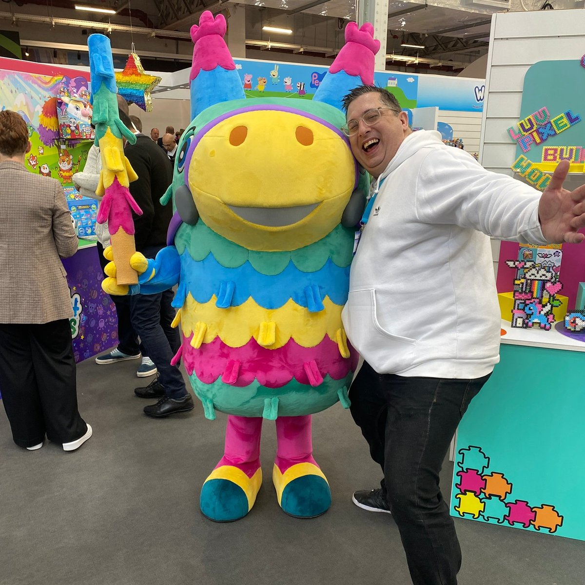 Make More Noise tweet media