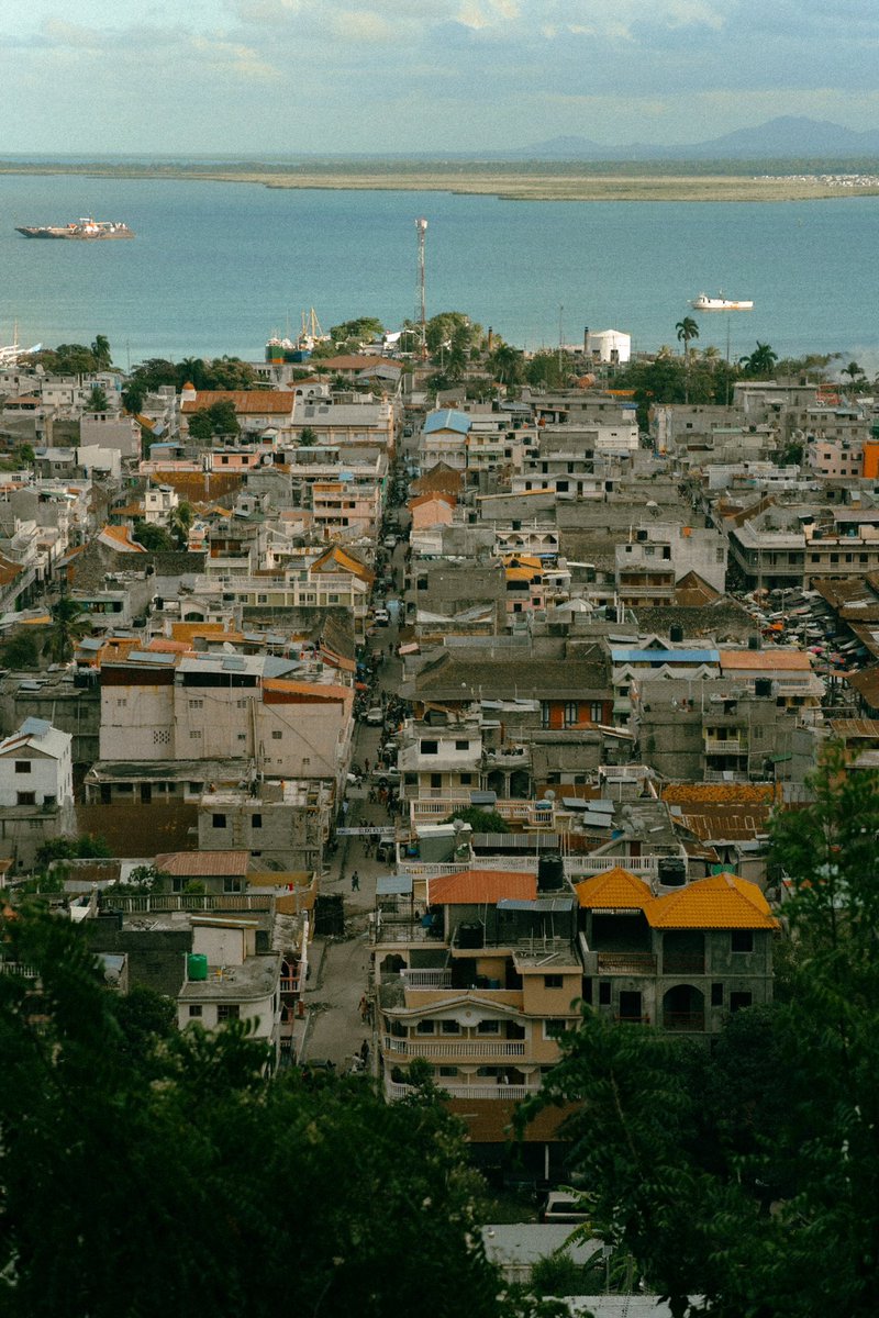 joscar509's tweet photo. #caphaitian #Haiti https://t.co/qHxu3etHd4