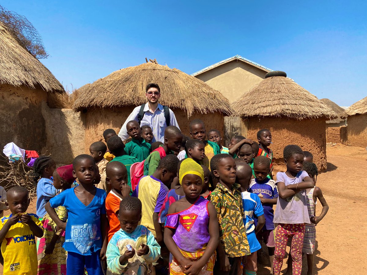 404DesireNotFound tweet media