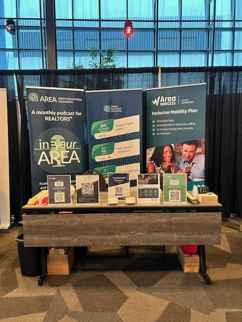 AREAHub's tweet photo. We are so happy to be at the 2023 @CREBNow #CREBForecast! Stop by our booth to learn more about the #AREA advantage! #AlbertaRealtor #YYC https://t.co/T3EJa0QC7N