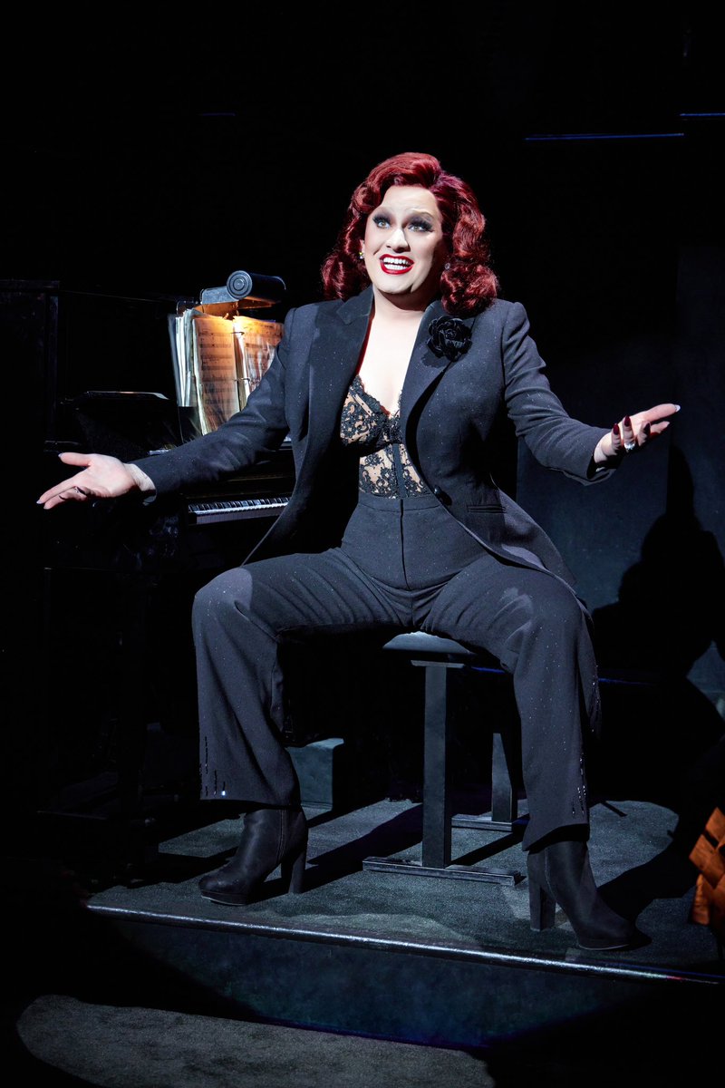Jinkx Monsoon is Judy Garland tweet media