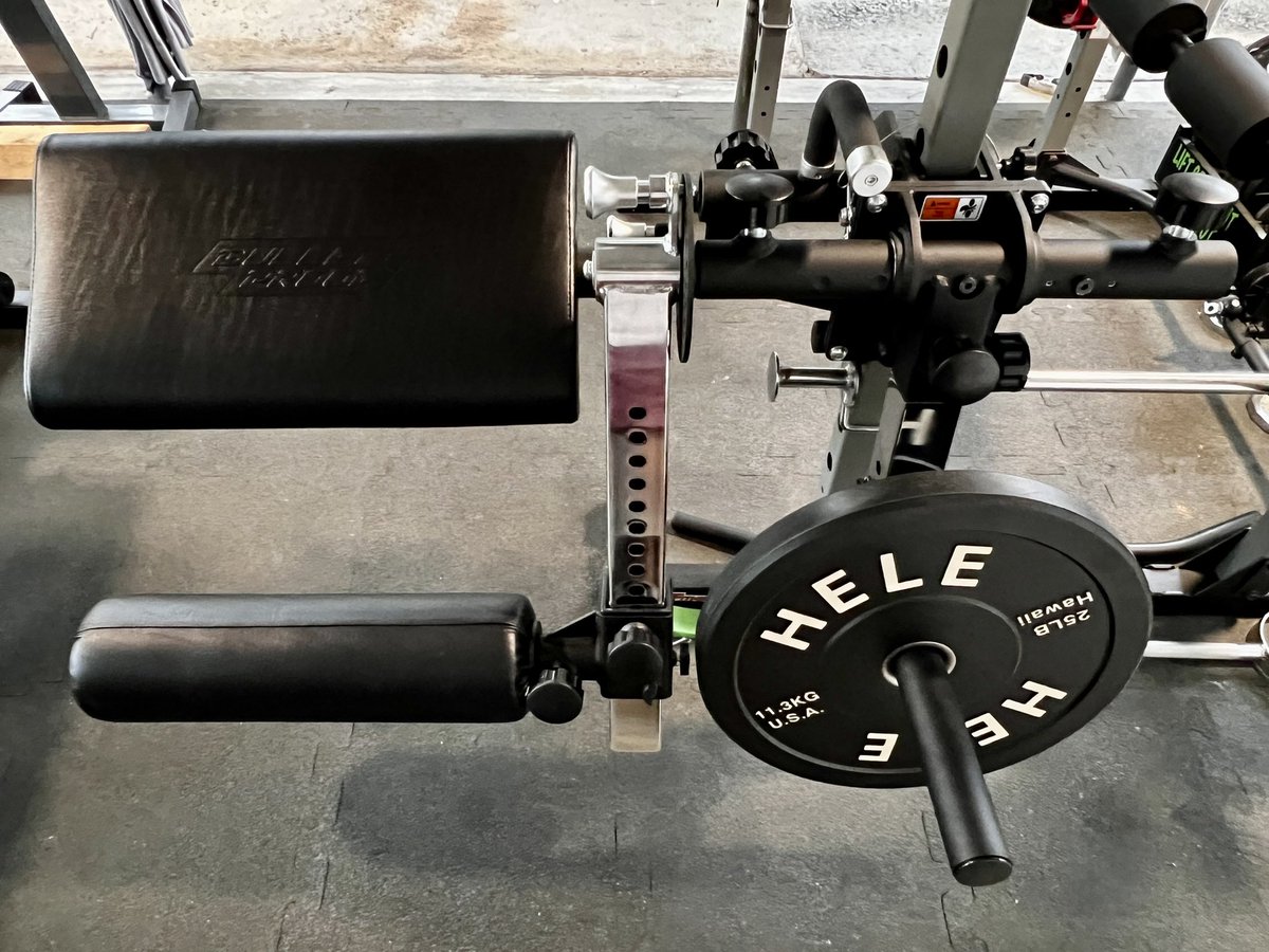 ckames44's tweet photo. @bulletproof_fitness_equipment making an appearance in HI🙌🏼 solid product that was worth the wait! 

✅ Cost effective
✅ Space-saving
✅ Fits any size rack
✅ Fully adjustable
✅ Multiple attachments

The owner is pretty dope AF too 😂 Highly recommend for those home gyms! https://t.co/VKPjRlNORz