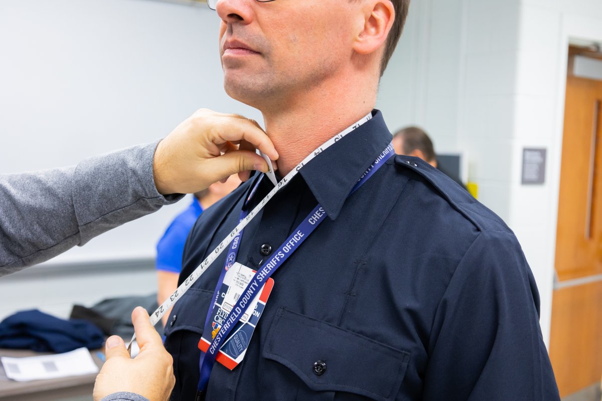 CCSOVA's tweet image. Pride and Professionalism are two of the Sheriff’s Office&apos;s core values. Today, the 37th Basic Academy recruits had their first uniform and vest fitting. They still have a long way to go before the uniform is complete. #uniforms #basicacademy #fitting