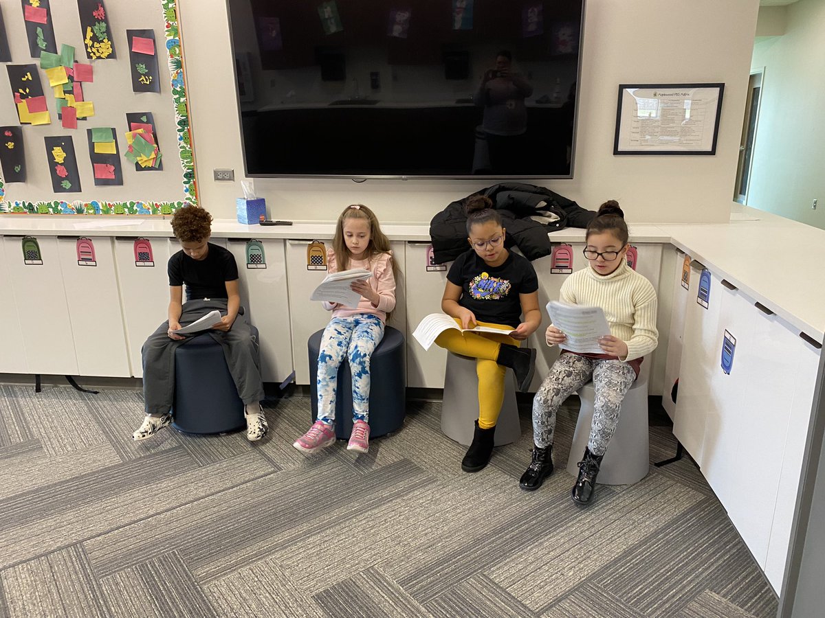 Merenessm's tweet photo. These collaboration spaces are everything! This is exactly why I was excited about having neighborhood spaces! 😍 #readerstheatre #collaboration #happyteacher https://t.co/XearcupXwZ