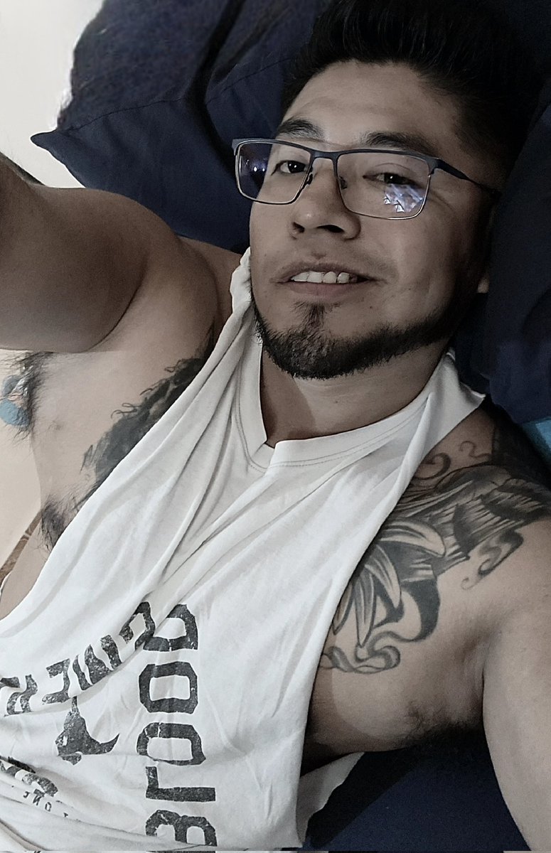 AreyesgzReyes's tweet photo. @AlFaHotwife @GanellKey @laxelGC @SingleZham @santi25single #TeamBarbones https://t.co/YXEy4K0Acn