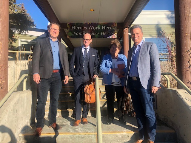 We had a wonderful tour hosted by Big Hill Lodge, Rockyview Foundation and @BethanyCare in Cochrane and held productive discussions about supporting local Senior residents. Thanks to Minister Jeremy Nixon and Mayor Genung for joining me.#cochrane #cochranealberta #seniorshousing