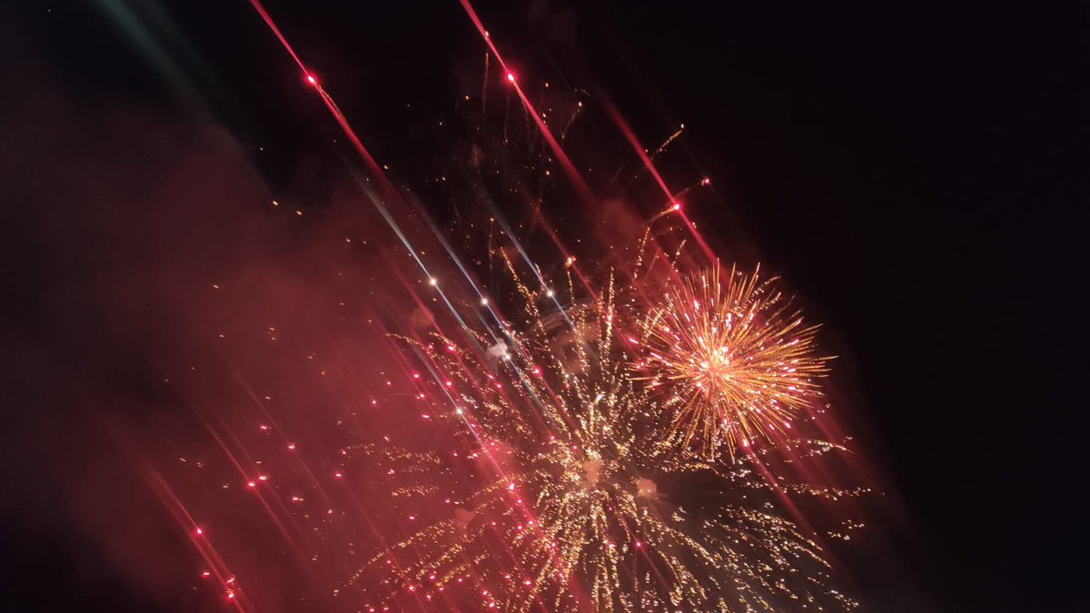 belagavi_news's tweet image. Final Fireworks from the closing ceremony of Belagavi International Kite Festival 2023.

© Belagavi News, 2023.

#BIKF #Belgaum #Fireworks #Kites #Night #Crackers #KiteFestival #Belagavi