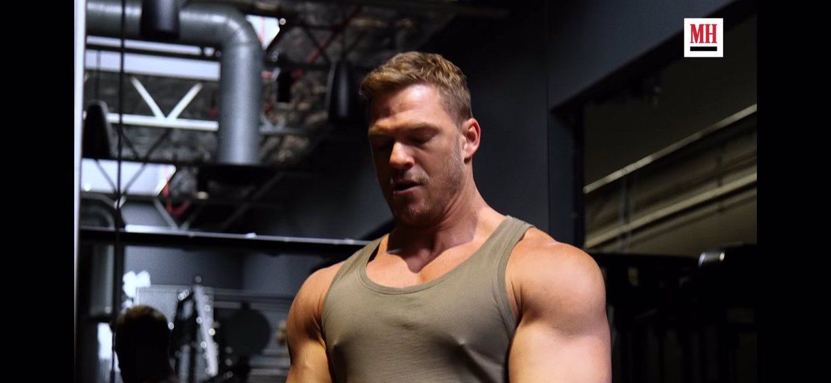 Alan Ritchson Updates on Twitter "Alan Ritchson’s Men Health interview 💪"