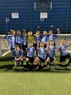 kingswood_pe's tweet photo. Kingswood Academy Sport: congratulations to our Yr7 Football team in their Victory against Marvel College. Thankyou @YPDacademy for the coaching and development of the team. Looking great in our @RightCarUK sponsored kit! ⚽️ https://t.co/tteYJJkDFg