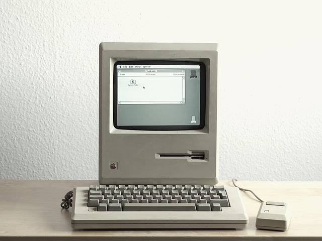 MGandyFL's tweet image. Today happens to be Macintosh Computer day. It celebrates the day that the first Macintosh computer was released, which was the start of the Apple company we know today. Its the father of your iPhone!

#macintoshday #macintoshcomputer #macintoshcomputerday💻 #macintoshcomputerday