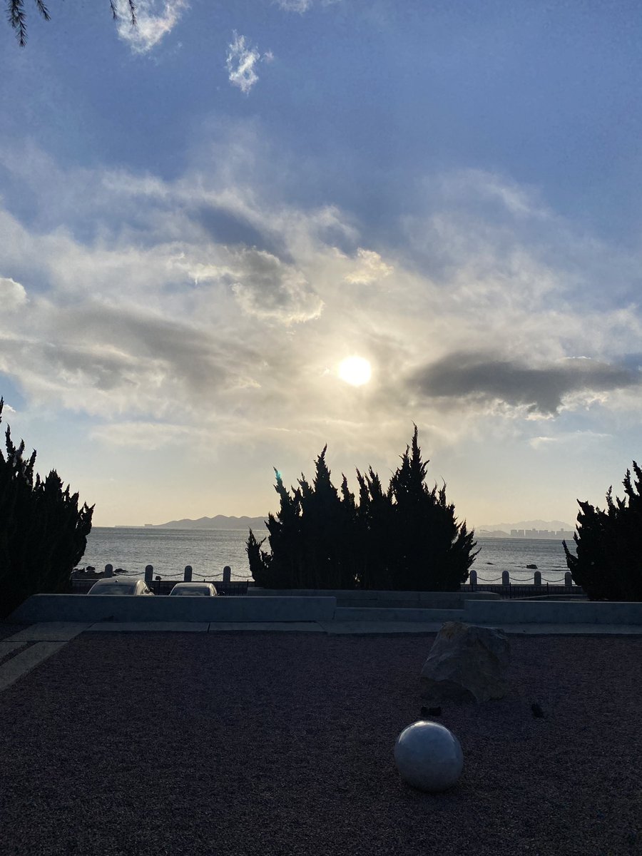 xiaoemo666's tweet photo. 很喜欢这个城市，爱了 https://t.co/W2eCBfWOWu