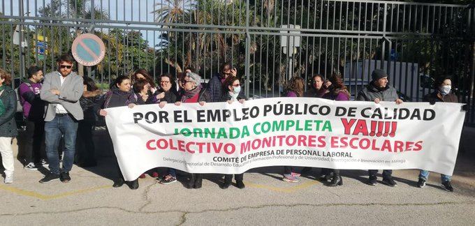 <a href="/Miguel_Briones_/">Miguel Briones</a> <a href="/Patricia_Pozo_/">Patricia del Pozo</a> <a href="/antoniosanz/">Antonio Sanz Cabello</a> <a href="/JuanMa_Moreno/">Juanma Moreno</a> <a href="/ja_nietob/">José Antonio Nieto</a>  y en el #Diainternacionaldelaeducacion q 589 #monitorasenlucha sigan a vergonzosas 20hrs siendo 
-Parte d la Comunidad Educativa
-Imprescindibles en los ctros escolares
-Empleadas Públicas (90%mujeres)