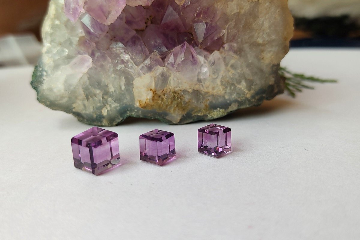 krishna_gems's tweet photo. Excited to share the latest addition to my #etsy shop: Amethyst cube shape 8mm &amp; 6mm three piece set aaa quality gemstone.
#gemstonecube #amethystfaceted #amethystfancyshape  #giftforher #purple #fancycutamethyst #facetedcubes #Oscars2023 #OscarNoms https://t.co/PrOzV8RRxA https://t.co/aIrOaulxct